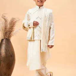VASTRAMAY Boys Cream Embroidery Full Sleeves Kurta Sets-image-27