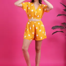 Qurvii Printed V Neck Top With Shorts Co-Ords Set image 2