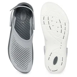 Crocs Unisex Lite Ride 360 Clogs image 2