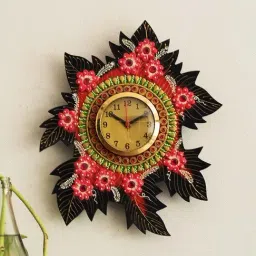 eCraftIndia Handcrafted Papier-Mache Leaf Shape Wall Clock-32