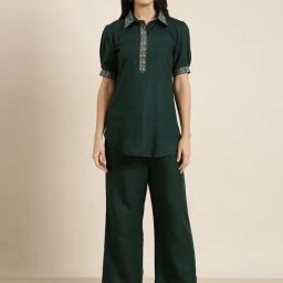 SHOWOFF Green Cotton Blend Regular Fit Co-Ord Set-image-56