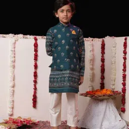 VASTRAMAY Boys Navy Printed Full Sleeves Kurta Sets-image-57