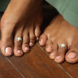 Shaya chaukhdi toe rings in oxidised 925 silver-image-83