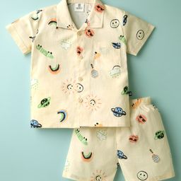 Mini Taurus Cotton Knit Half Sleeves Co-ords Shorts Set with Space Theme Print - Cream-image-6