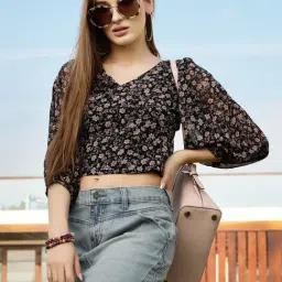Sera Black Printed V-Neck Top-image-36