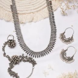 Teejh Pitara Collection Yashoda Silver Oxidized Jewellery Set-picture-28