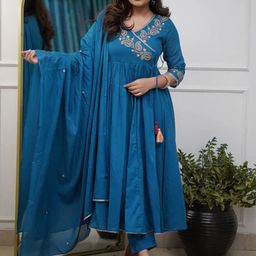 Ekta Textiles Women Embroidered Thread Work Anarkali Kurta with Trousers & With Dupatta-40
