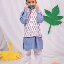 VASTRAMAY Boys Blue & White Cotton Floral Full Sleeves Kurta Sets-image-71