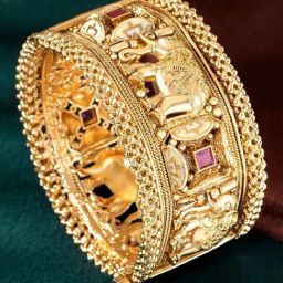 Peora Gold Plated Thick Single Piece Openable Kadaa Bangle-image-73