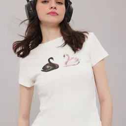 Trendyol Women Graphic Printed Round Neck Pure Cotton T-shirt-picture-29