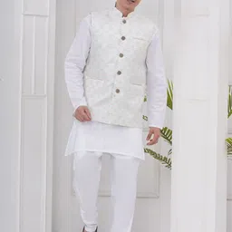 Sethukrishna Men Regular Kurta with Churidar Kurta Sets-picture-18