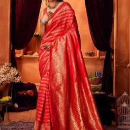 Varanga Red Silk Woven Saree With Unstitched Blouse-image-5