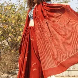 Chidiyaa Maroon Dragonfly Block Printed Cotton Mul Saree image 2