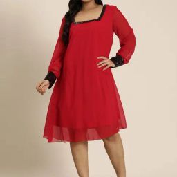 Qurvii + Red Embellished Midi Dress-picture-6