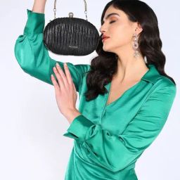 SASSORA ALOHI Black Leather Textured Clutch-picture-48