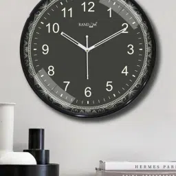 Random Black & White Printed Round Wall Clock-picture-5