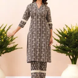 ARAVALII Women Floral Printed Regular Thread Work Pure Cotton Kurta with Trousers-picture-37