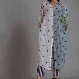 MATI Women Printed Comfort High-Rise Trousers-image-23