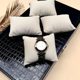 La Trove 4 Pcs Cream Bracelet Watch Organizer Pillow Set-58