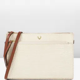 Hidesign Spruce Textured Leather Structured Sling Bag-38