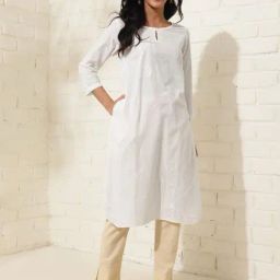 Fabindia Off White Cotton Chikankari Knee Length Kurta-image-21