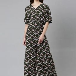 SHOWOFF Olive Green Floral Print Co-Ord Set-image-46