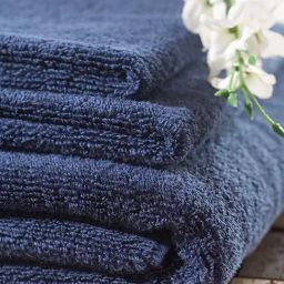 DDECOR Live Beautiful Navy Cotton 450 GSM Bath Towel - Set of 1-40