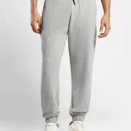 NOBERO Men Mid-Rise Relaxed Fit Joggers-image-89