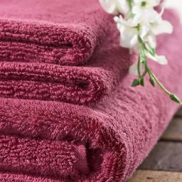 DDECOR Live Beautiful Red Cotton 450 GSM Bath Towel - Set of 1-30