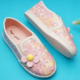 boyz n galz Floral Applique Detailed Slip On Shoes - Pink-image-48