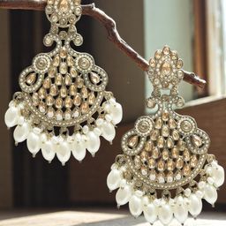 OOMPH Gold Plated Kundan Studded And Beaded Contemporary Drop Earrings-12