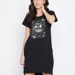 Clovia Black Printed Night Dress-image-34