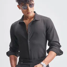HIGHLANDER Slim Fit Textured Spread Collar Shirt-picture-26