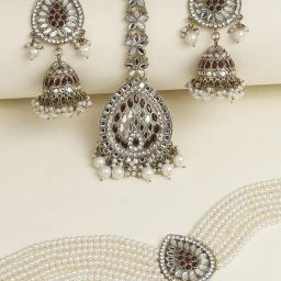 OOMPH Maroon Mirror AD Kundan & Pearls Necklace Set with & MaangTikka for Women-image-20