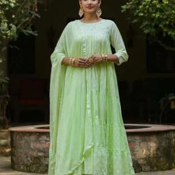 SCAKHI Green Cotton Printed Maxi Gown With Dupatta-image-17