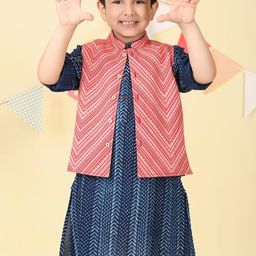 Fabindia Boys Woven Design Cotton Jacket-23