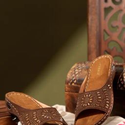 Trase Women's Brown Casual Wedges-image-11