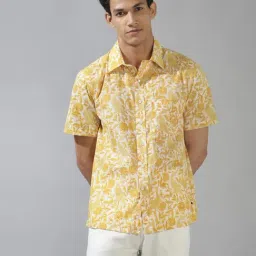 Fabindia Yellow Straight Fit Printed Shirt-picture-28