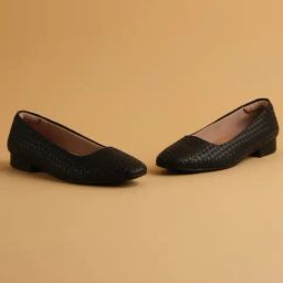 Eridani Women's Capri Black Flat Ballets-image-1