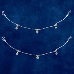 Taraash 92.5 Sterling Silver Floral Charm Anklets for Women-image-53
