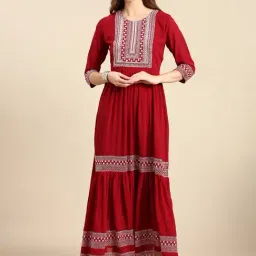SHOWOFF Maroon Embellished Kurta-image-62