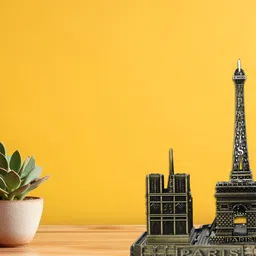 THE QUIRKY HOME Bronze-Toned London City Replica Monuments Miniature Curio Showpiece-image-56