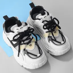 Oh! Pair Sneakers with Lace Up Closure - Black-picture-15
