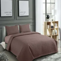 Hosta Homes Brown 280 TC Polycotton Quilted Queen Bedsheet with 2 Pillow Covers-image-23