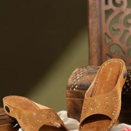 Trase Women's Tan Casual Wedges-image-75