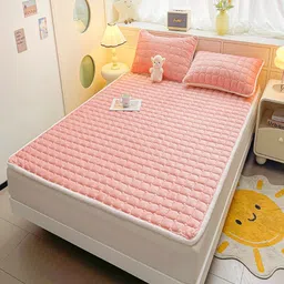JC HOME Peach-Coloured 150 TC King Bedsheet with 2 Pillow Covers-picture-16