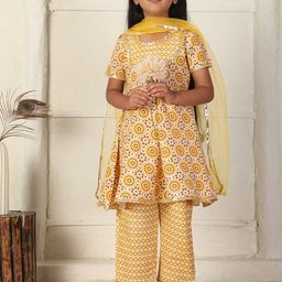 Cutiekins Girls Geometric Printed A-Line Kurta with Palazzo & Dupatta-picture-19