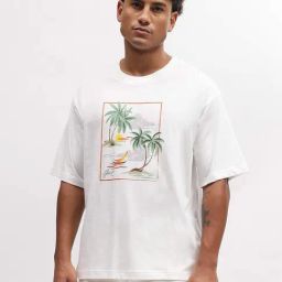GANT Printed Round Neck Relaxed Fit T-Shirt-image-3