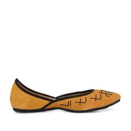 Aady Austin Women's Tan Ethnic Juttis-image-27
