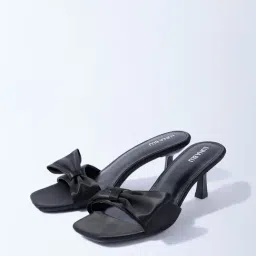 LUNA BLU by Westside Black Bow-Detailed Heel Sandals-picture-10